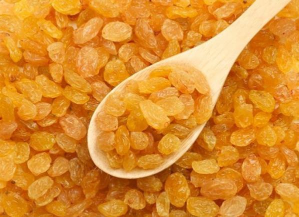 خرید ارزان کشمش زرد پلویی