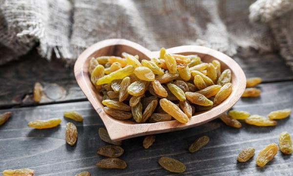 مزایای استفاده از کشمش ارگانیک برای کودکان